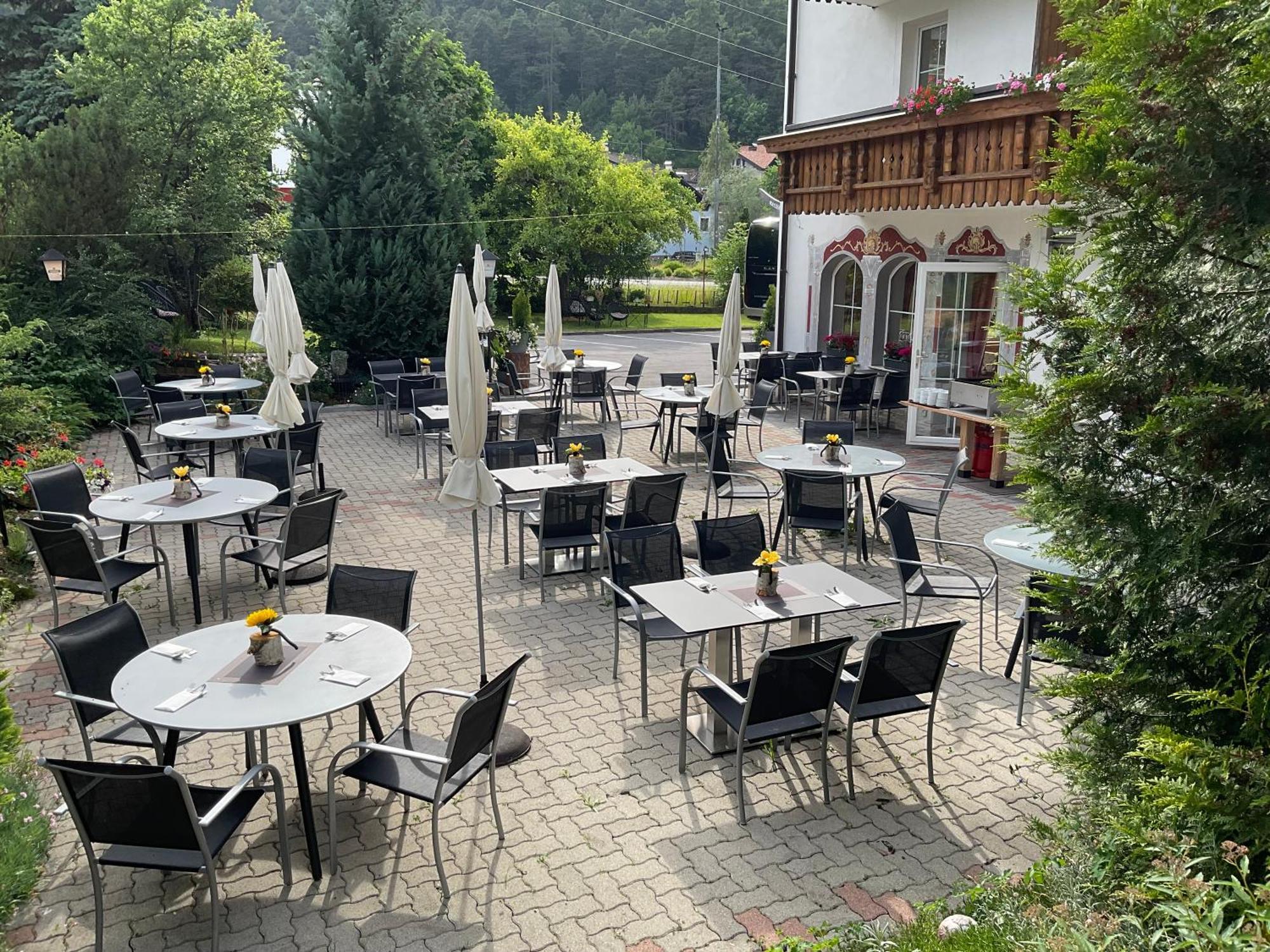 Alpenhotel Gurgltalblick Nassereith Exterior foto